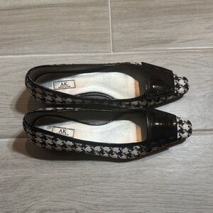Anne Klein Houndstooth Black and White Flats